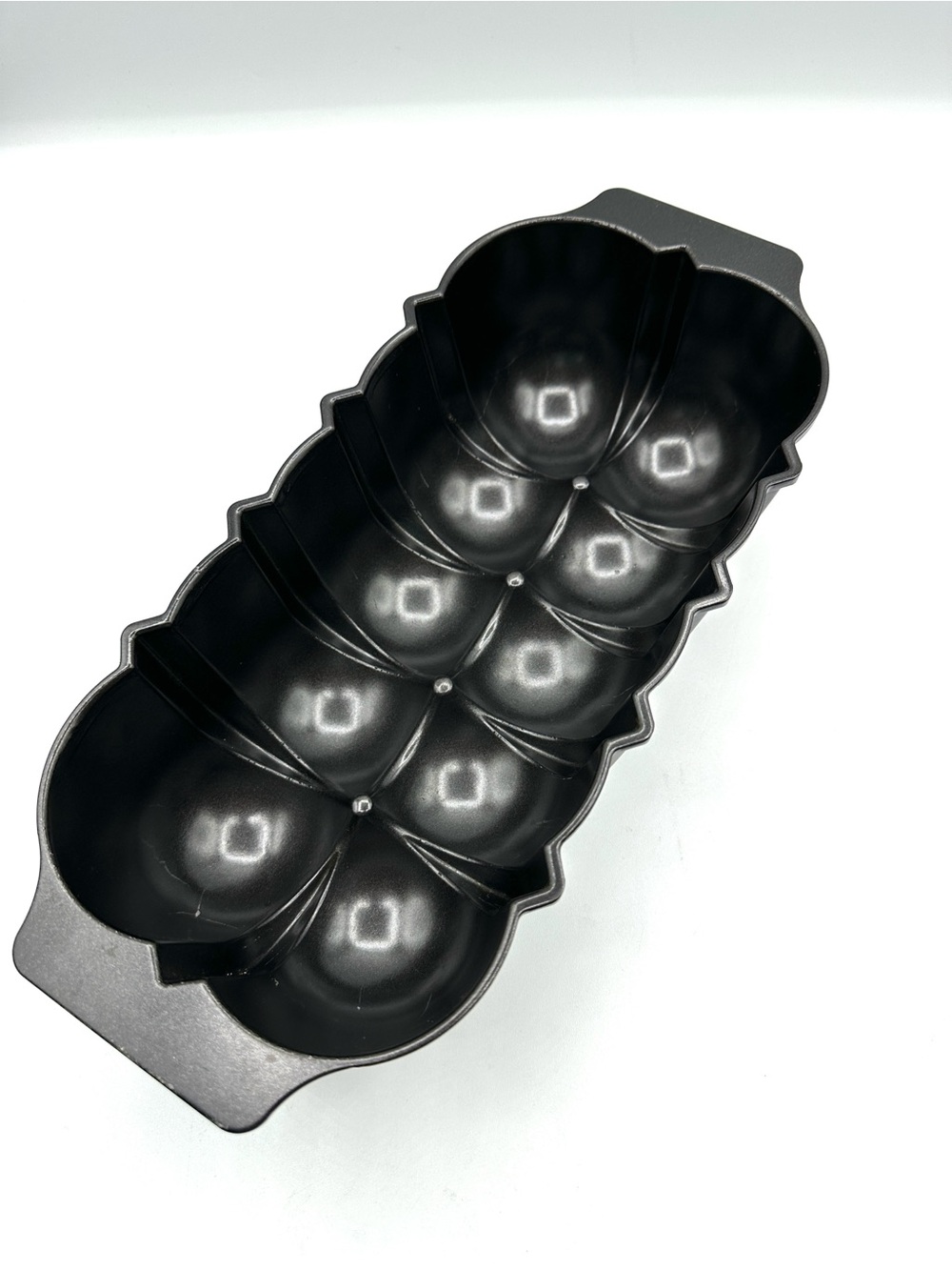 Nordic Ware Pro Cast Loaf Cake Pan. 9 cups